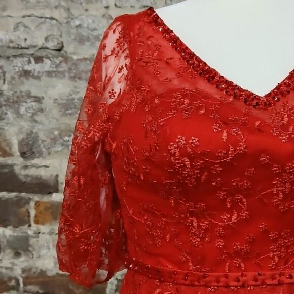 Womens Mother of the Bride Red Lace Evening Dress Medium Beaded Formal Gown - Picture 12 of 12